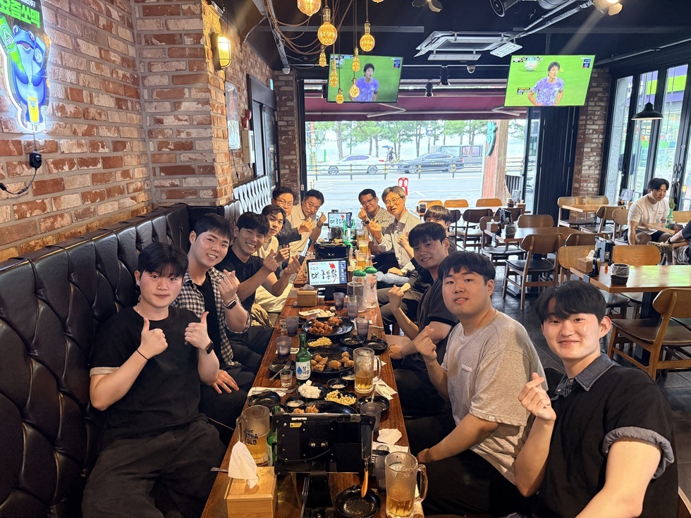 2학년 주간반 1학기 종강 쫑파티 단체사진1