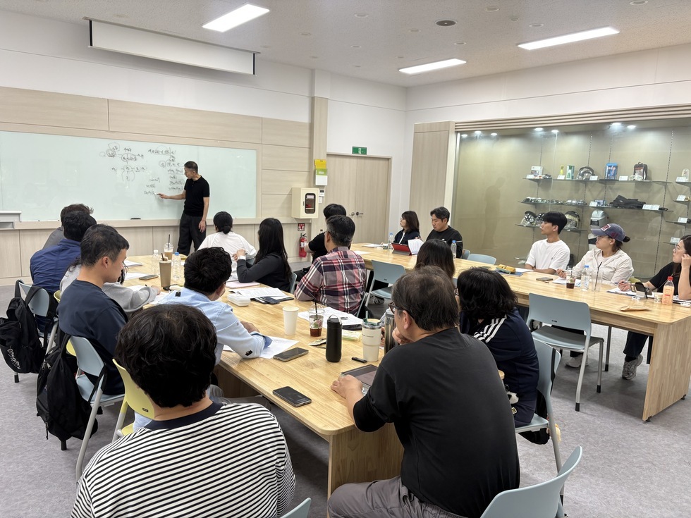 KakaoTalk_20261010_132302407_03.jpg